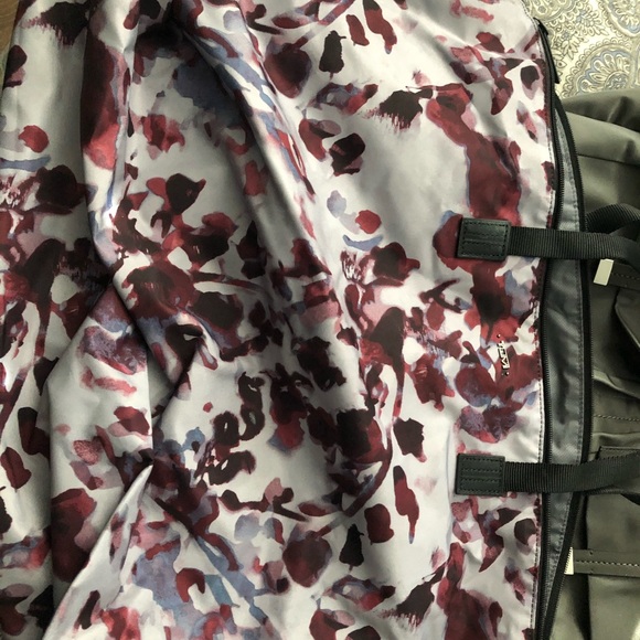 Bags - Picture 6 of 8